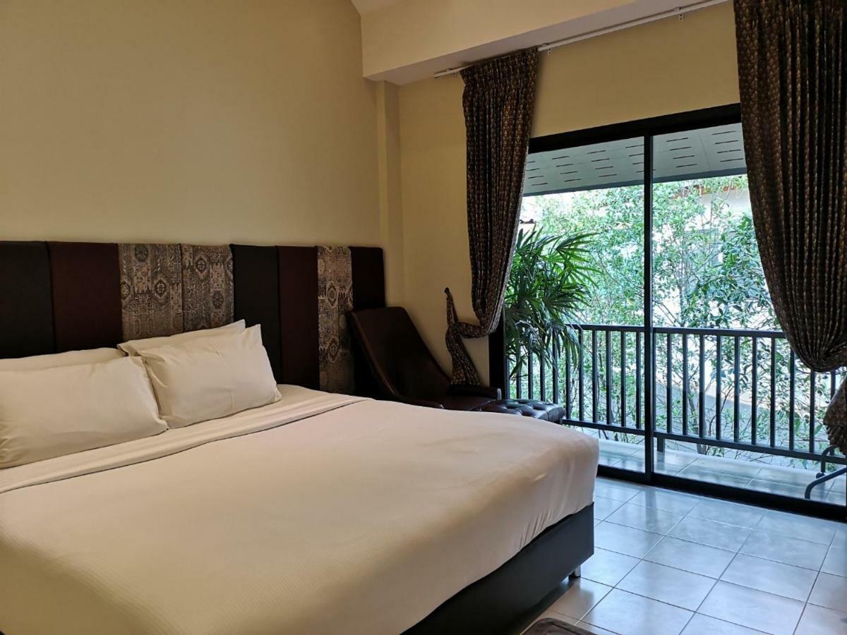 Sri Ngachang Chiang Mai Extérieur photo