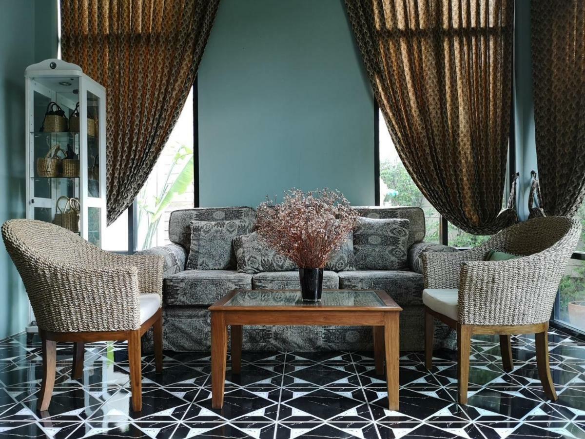 Sri Ngachang Chiang Mai Extérieur photo